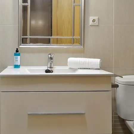 Acogedora Con Jardin Y Chimenea By Navas de San Antonio